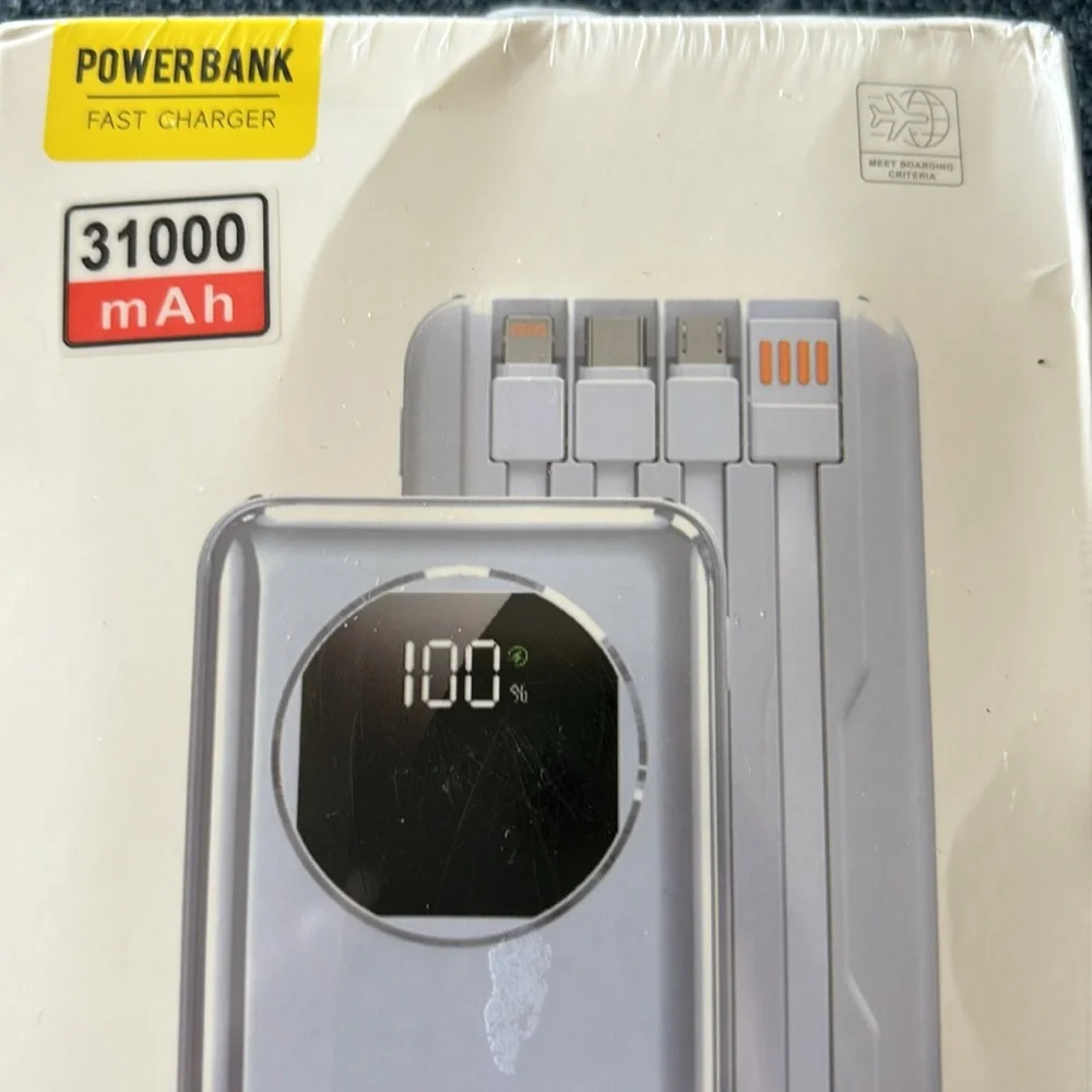 Pink Power-bank 31000mAh Fast Charger 4 lines USB, USB-C, Micro USB-C Lightning